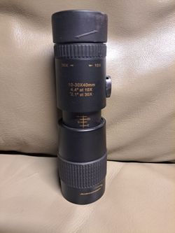 Zoom monocular