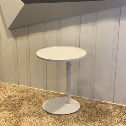 Thuma Side Table