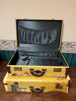 Vintage Lincoln Zephyrweight Travel Suitcase Set