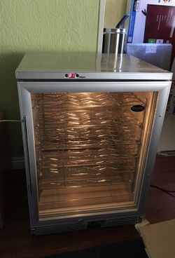 Vinotemp Vt60 wine cooler holds 60btl