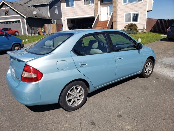 Toyota hybrid 2001