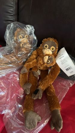Hanging Orangutan 28”