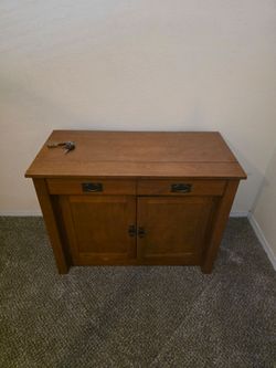 Table STAKMORE HIDDEN TABLE