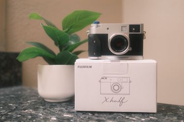 Fujifilm X Half Camera (silver)