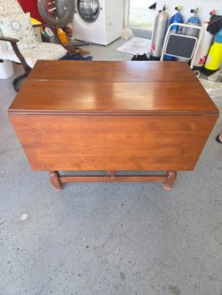 Drop leaf mid century table