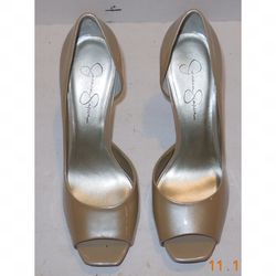 Jessica Simpson Ivory White Josette Pump Heels Size 10B