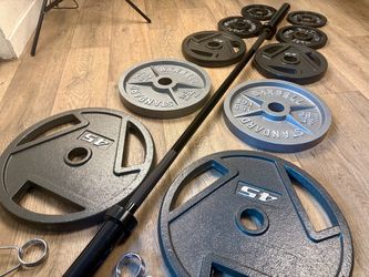 Beautiful NEW Equipment: Olympic Weight Plates: 45s, 35s, 25s, 10s and 5s. Total: 240 lbs [NO BAR INCLUDED]
