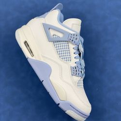 Air jordan 4s many more colors available 