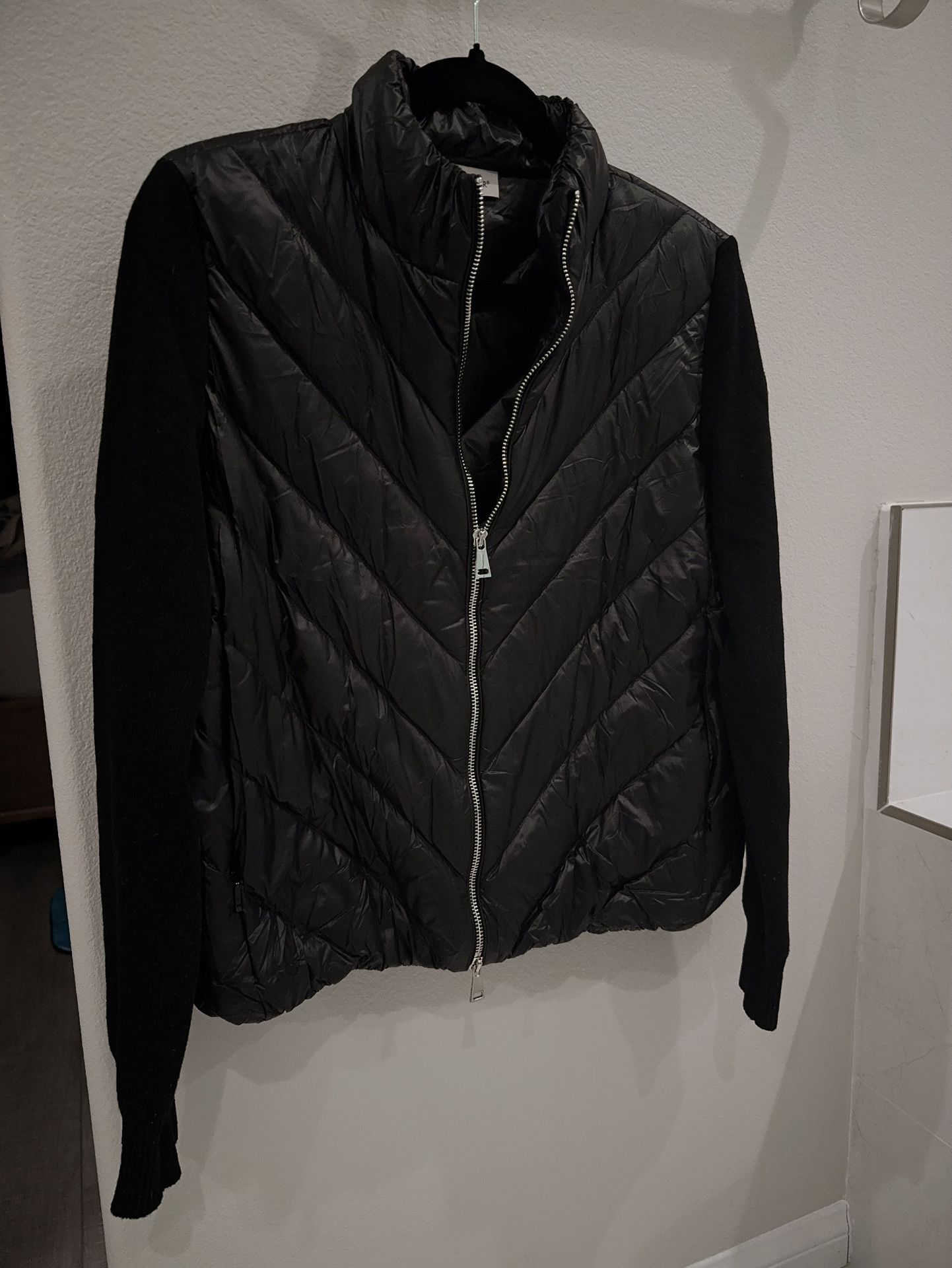 Moncler Women Jacket EU Size 6 = US Size M Excellent Condition