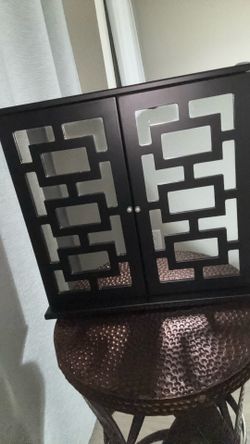 Jewelry Mirrored Organizer