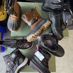 Snow Boots Size 11