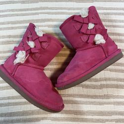 Koolaburra by UGG Victoria Short boots, suede cozy sherpa & bows. Sz 11 Girls