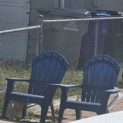 FREE BLUE PATIO CHAIRS CURB SIDE PICK UP PLAZA RIDGE RD
