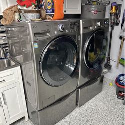 LG ThinQ Washer & Dryer Set
