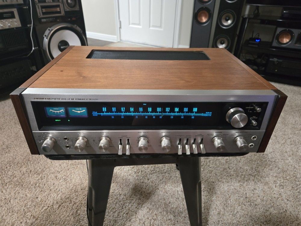 Pioneer SX-828 Amplified Stereo Reciver