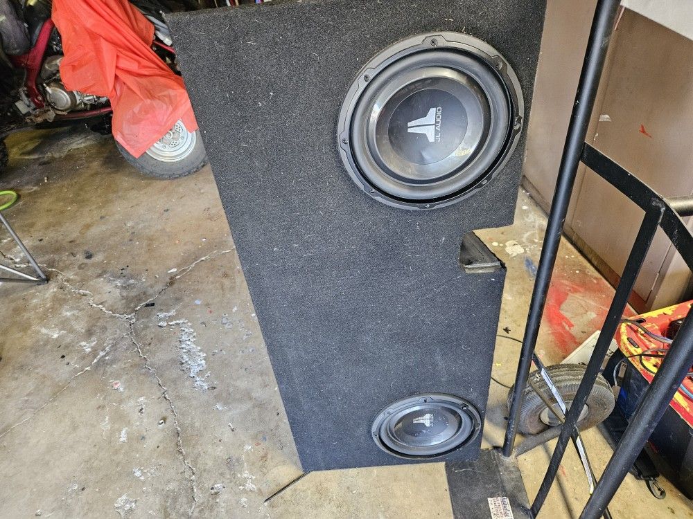 2 JL 10 Inch Subs With Custom Box And 2 Amplifiers