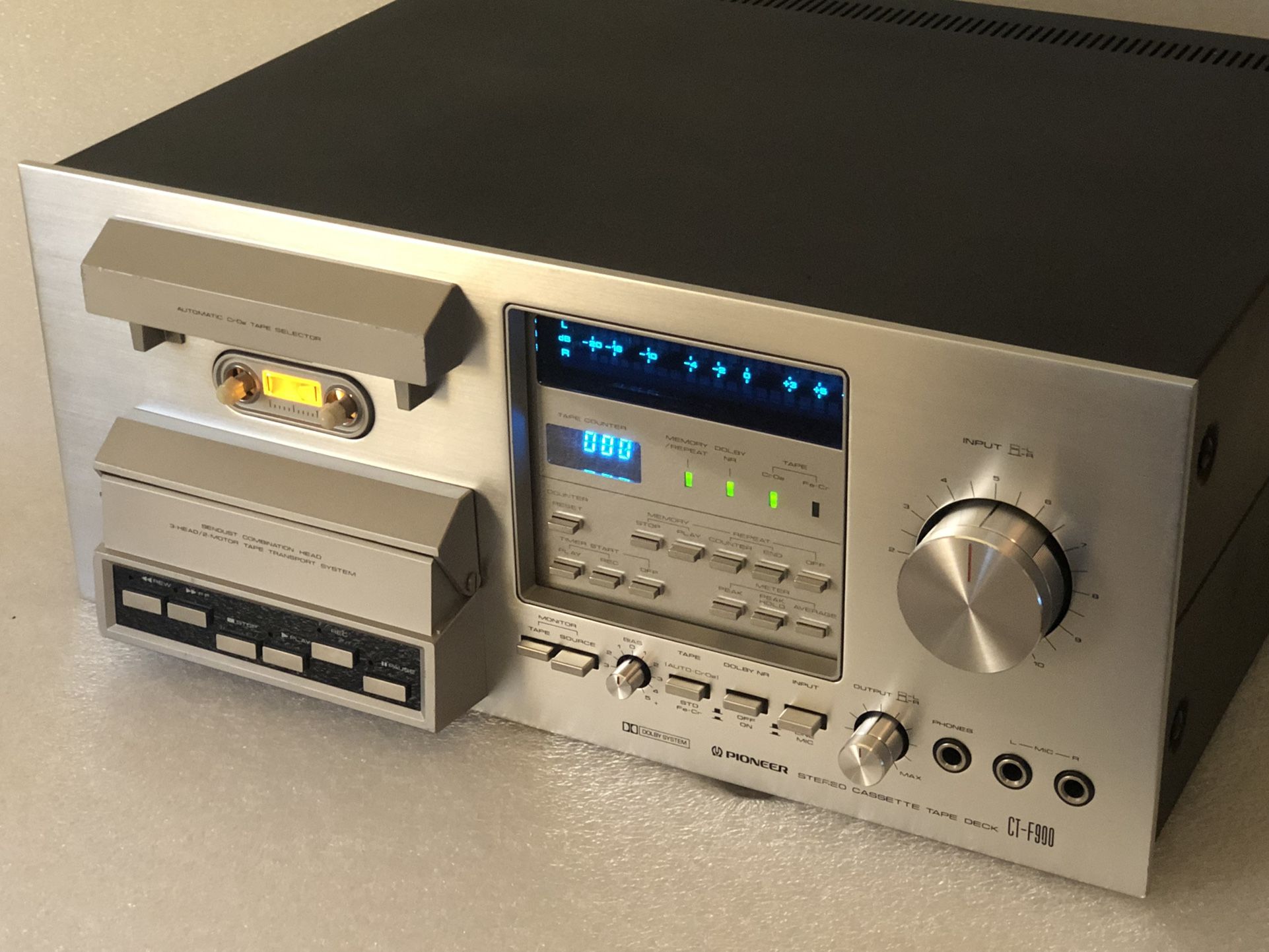 Pioneer CT-F900 Cassette Tape Deck