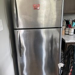 Frigidaire Refrigerator 
