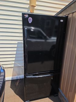 Refrigerator Maytag