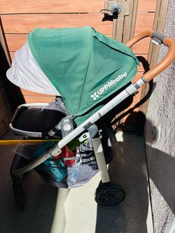 UPPAbaby CRUZ Stroller – Green – Good Condition – $150