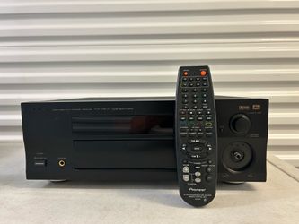 Pioneer VSX-D810S 6.1 Home Theater Receiver - Works Great with Remote