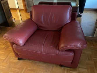 Free Leather Couch + Loveseat – Kirkland