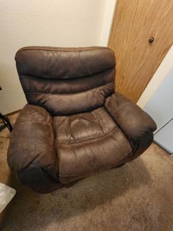 Rocker recliner