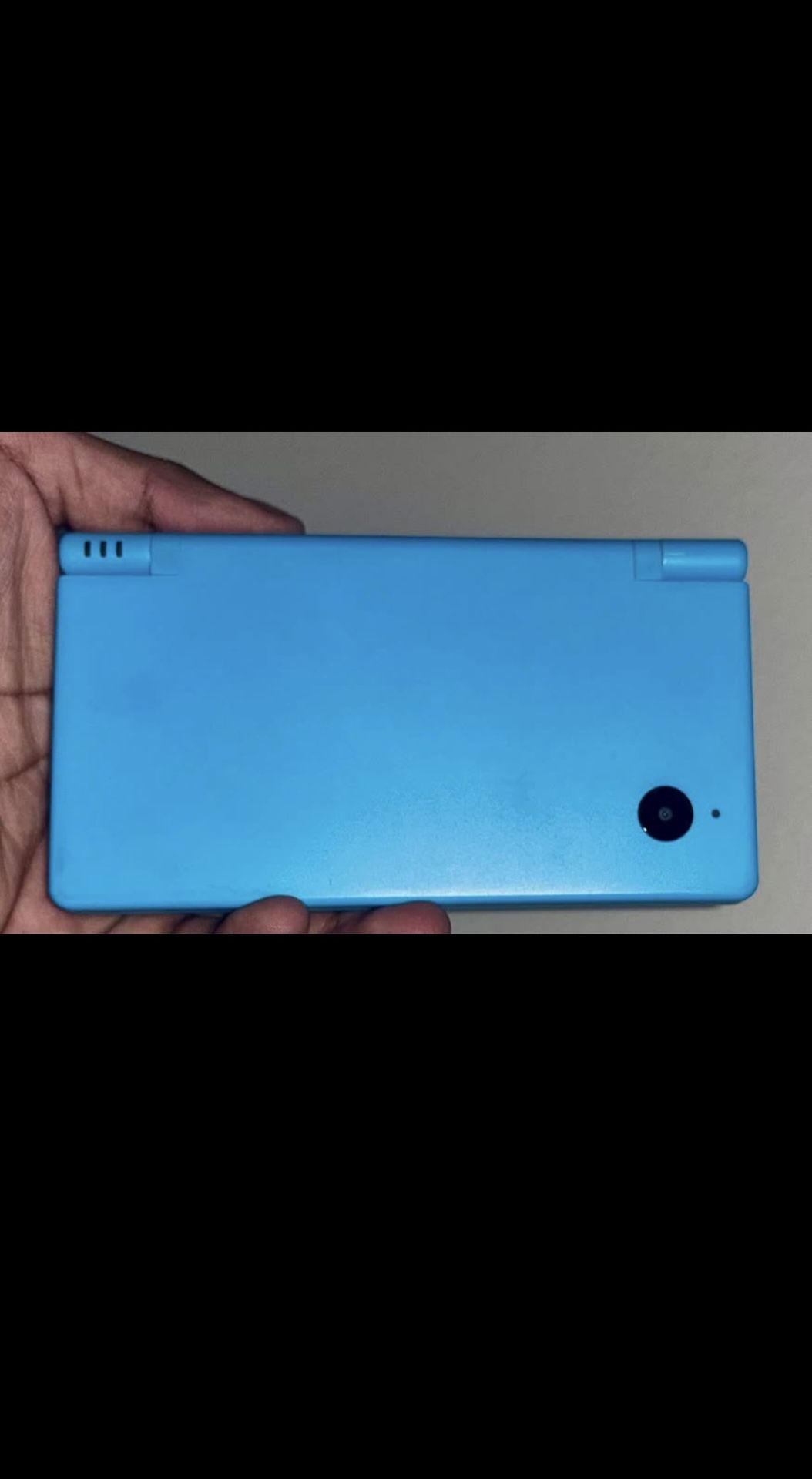Lovely Blue Nintendo DSi Bundle - Game Included