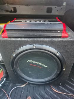 Sonido para carro completo
Woofer 12 
Amplificador 
Epicentro 
$180