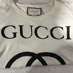 Gucci T Shirt Size XS Fits Like A Medium 