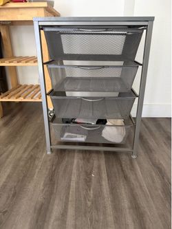 Storage table