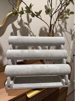 3 tier jewelry stand or jewelry holder bracelet holder