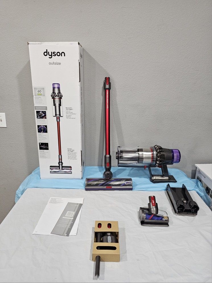 dyson outsize open box new cordless vacuum