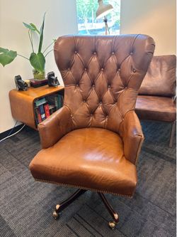 CHISHOLM BRINDLE EXECUTIVE DESK CHAIR