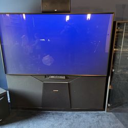 Mitsubishi Diamond Series HD 1080 Rear Projection TV — Big Screen Home Theater