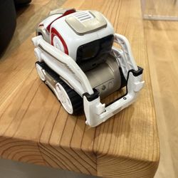Anki Cozmo Robot
