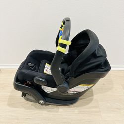 Uppababy Mesa V2 Car Seat W Base