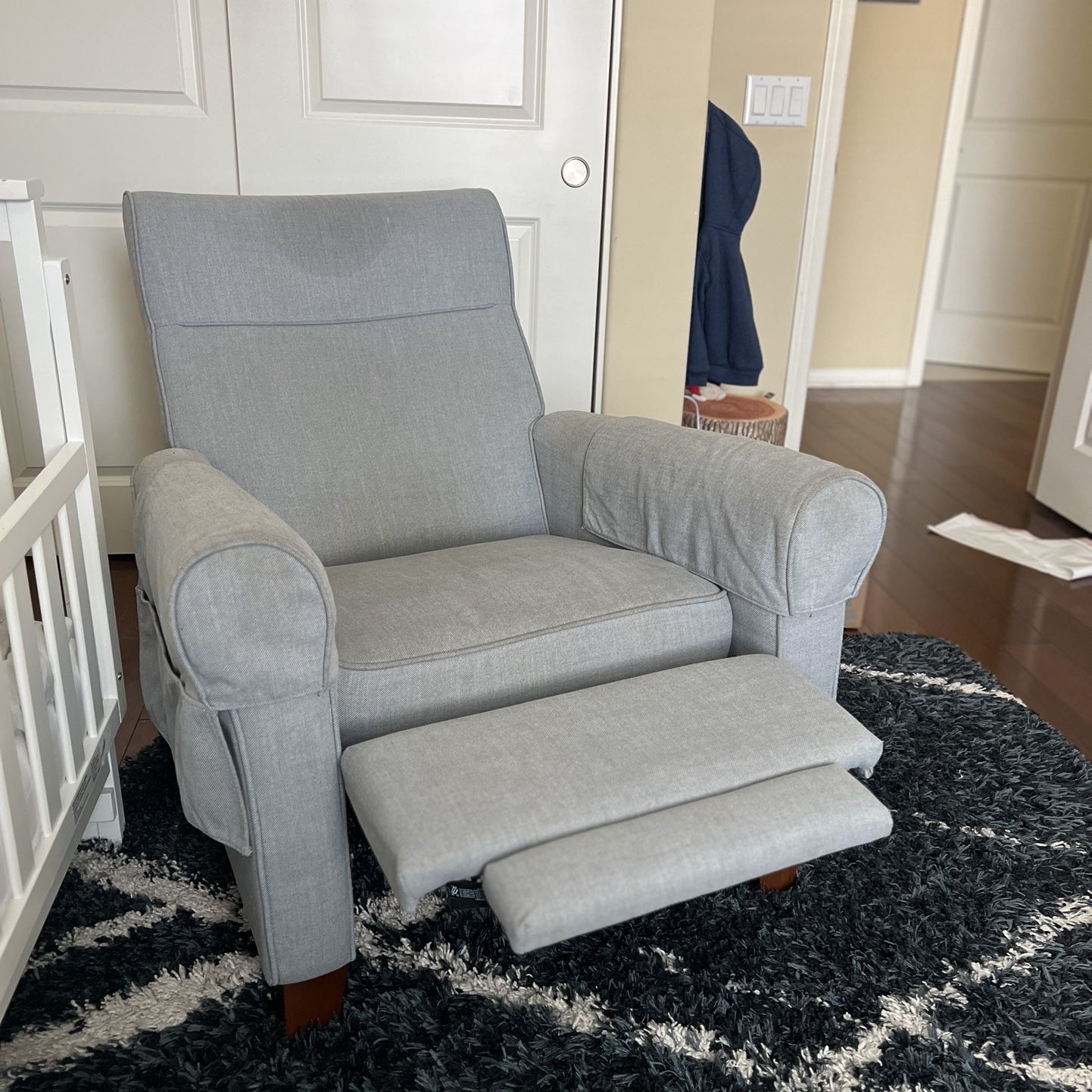 Grey Recliner Chair 