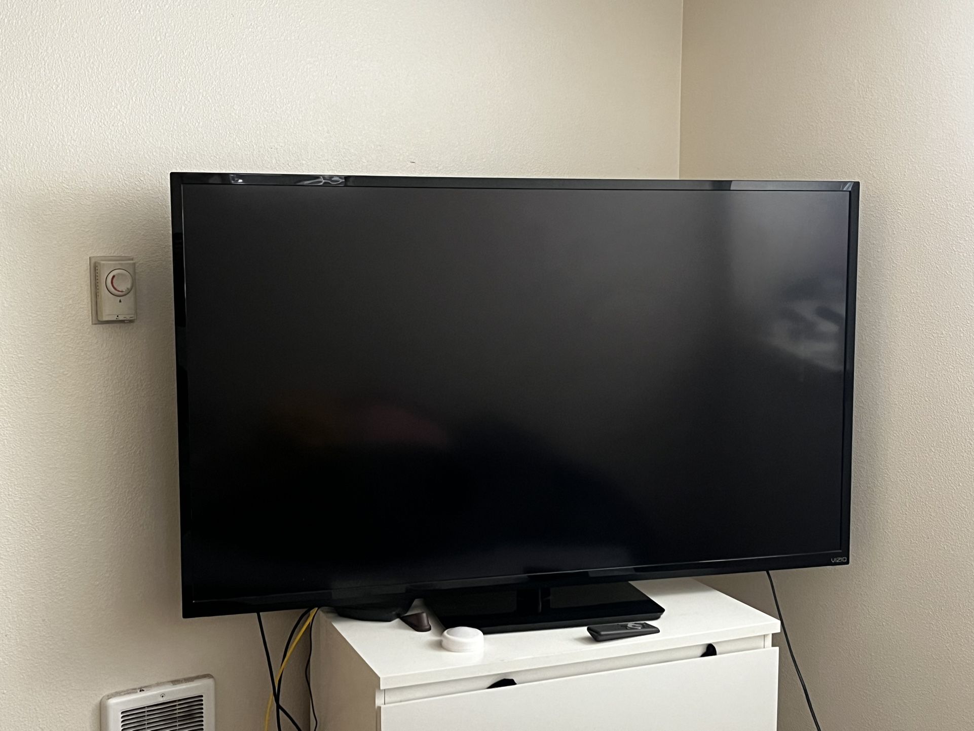 Moving And must go!  60inch Vizio 