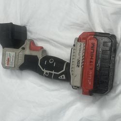 Porter-Cable 20V MAX LED flashlight with a 4.0Ah battery pack. 