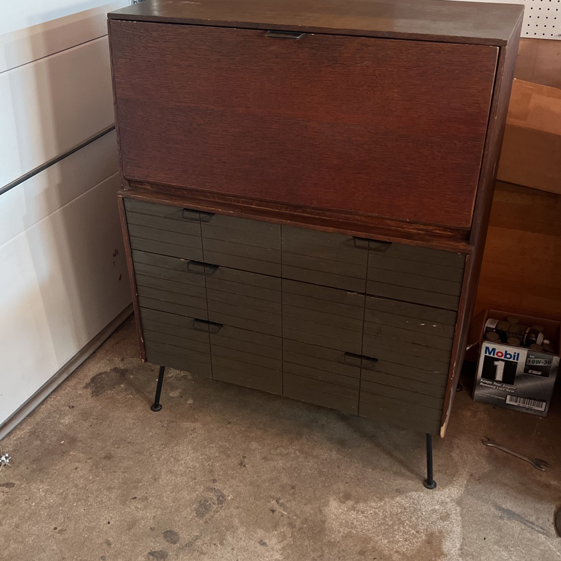 Mod Desk/Secretary 