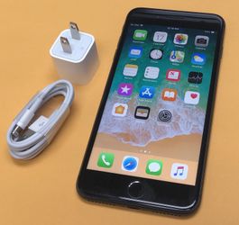 iPhone 8 Plus 64GB Factory Unlocked-Black