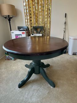 Small Table and 4 chairs.