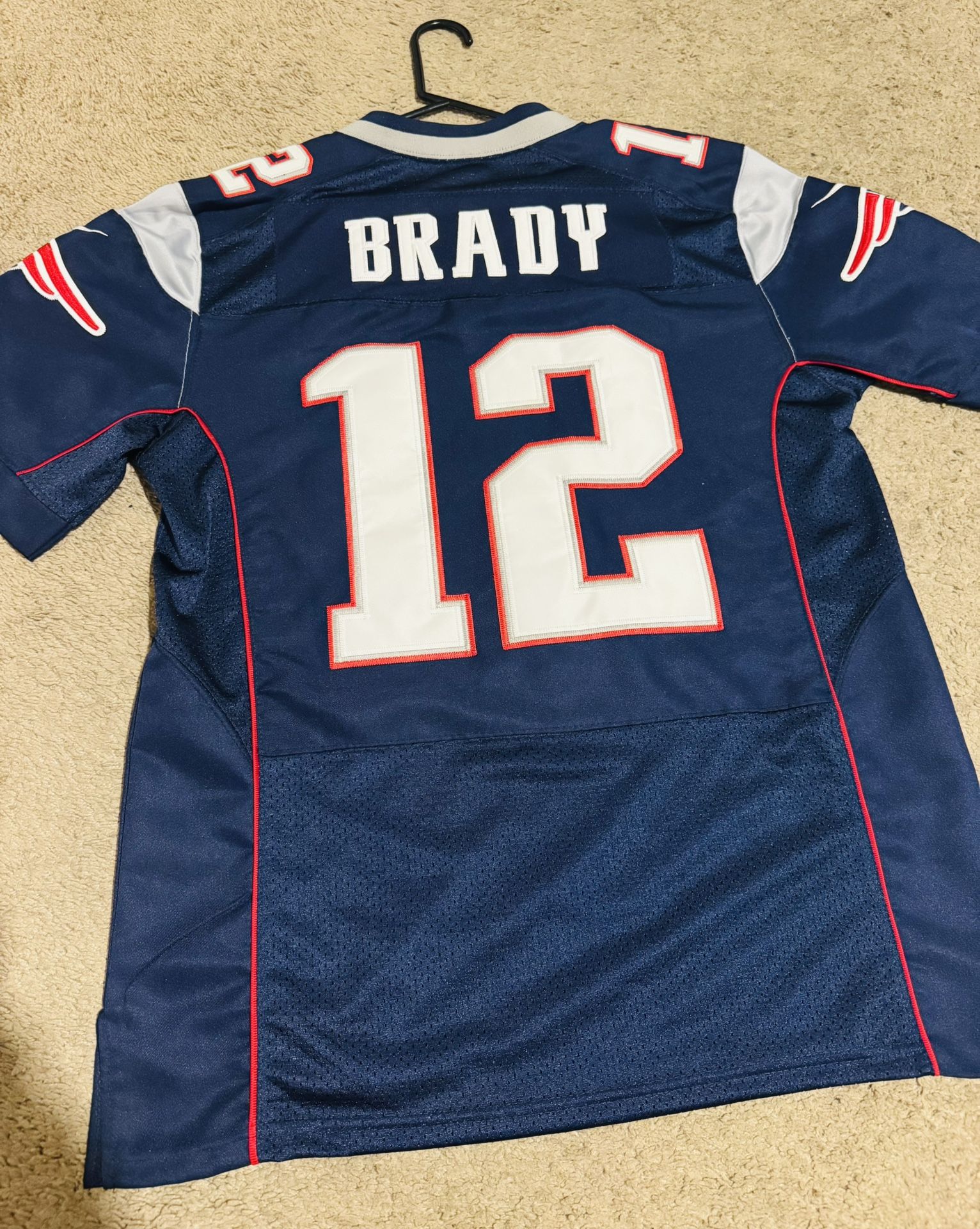  Tom Brady Patriots Jersey (Size L) 