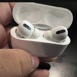 Apple AirPod Pro 1st Gen barely used