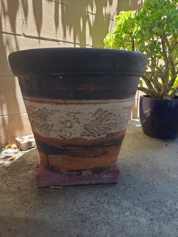 Clay pot