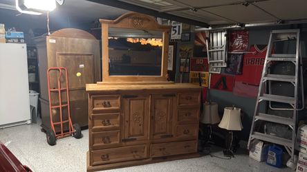 Dresser