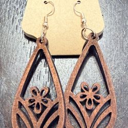 New Beautiful Women’s Wood Assorted Styles And Designs Price Is For Each