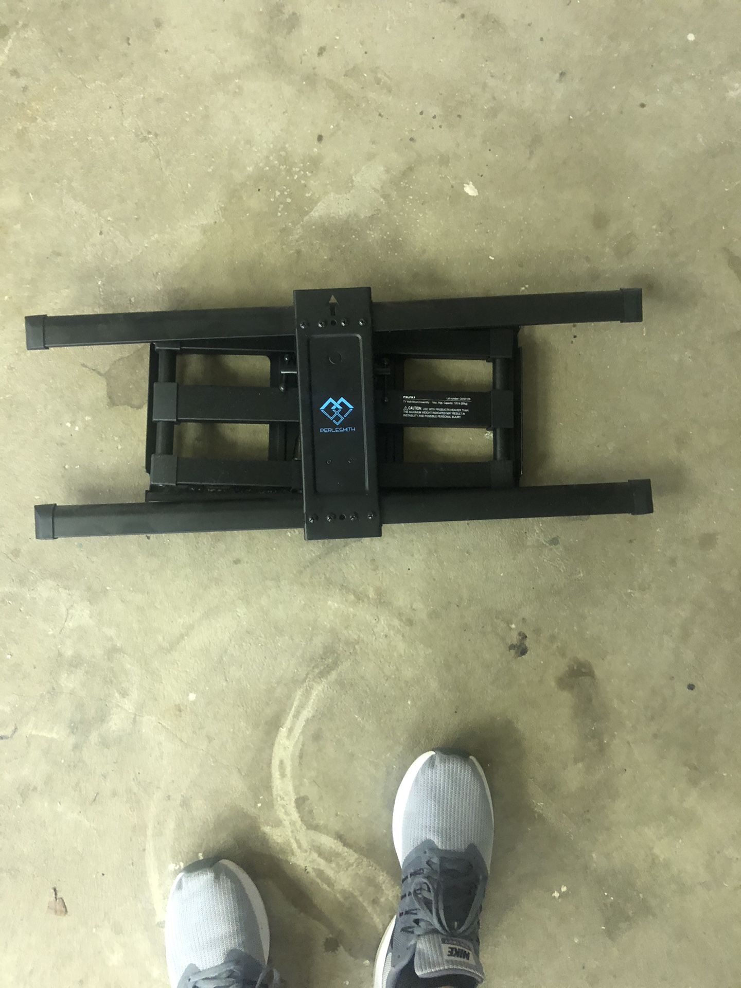 TV mount