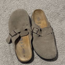 Birkenstock Boston Size 42 Suede Clogs